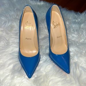 💙 Louboutin pumps 💙